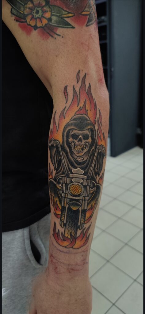Hellrida freehand