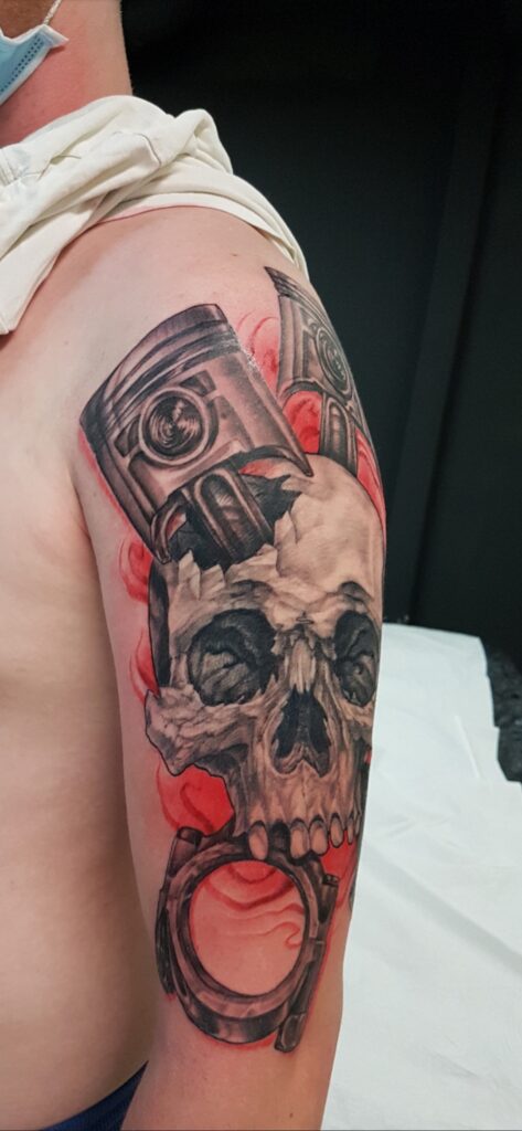 Piston skull